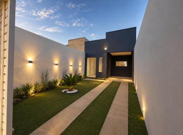 Casa · 90m² · 3 Quartos · 2 Vagas · Casa Para Venda Em Juazeiro Do Norte, Betolandia, 3 Dormitórios, 1 Suíte, 2 Banheiros, 2 Vagas