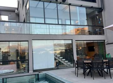 Casa · 260m² · 3 Quartos · 3 Vagas · Sobrado Para Venda Em Mogi Das Cruzes, Vila Nova Socorro, 3 Dormitórios, 3 Suítes, 1 Banheiro, 3 Vag