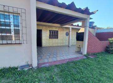 Casa · 300m² · 2 Quartos · Casa Para Venda Em Cidreira, Centro, 2 Dormitórios, 1 Banheiro