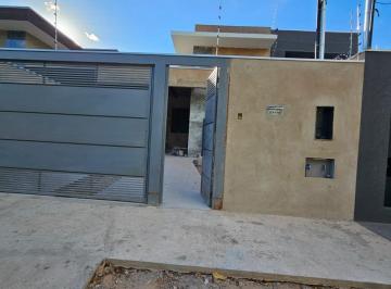 Casa · 115m² · 3 Quartos · 3 Vagas · Casa Para Venda Em Campo Grande, Rita Vieira, 3 Dormitórios, 1 Suíte, 3 Banheiros, 3 Vagas