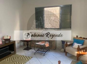 Casa · 180m² · 3 Quartos · 2 Vagas · Casa Para Venda Em Uberlândia, Presidente Roosevelt, 3 Dormitórios, 1 Suíte, 3 Banheiros, 2 Vagas