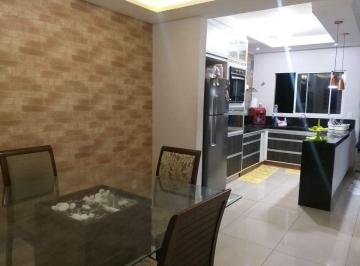 Casa · 230m² · 4 Quartos · 8 Vagas · Sobrado Para Venda Em Campinas, Parque Dom Pedro II, 4 Dormitórios, 1 Suíte, 3 Banheiros, 8 Vagas