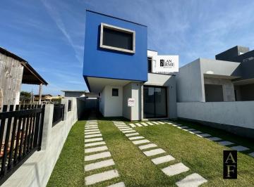 Casa · 109m² · 3 Quartos · Casa Em Garopaba