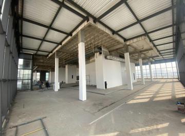 Comercial · 1300m² · 20 Vagas · Imoveis - Em Empresarial 18 Do Forte