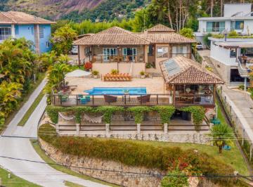 Casa · 360m² · 3 Quartos · 5 Vagas · Casa Com 3 Quartos Em Nogueira, Petrópolis