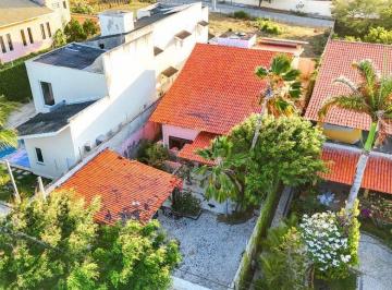 Casa · 297m² · 3 Quartos · 2 Vagas · Casa Em de Lourdes, Fortaleza/ce de 297 m² 3 Quartos À Venda por R$750.000