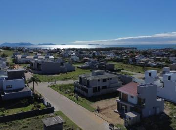 Terreno · 486m² · Terreno À Venda No Bairro Ferraz - Garopaba/sc