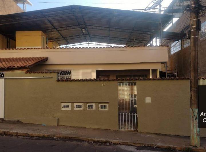 Casa Com 3 Dormitórios À Venda, 144 m² por R$300.000 - Bandeirantes - Juiz de Fora/mg