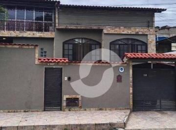 Casa · 280m² · 3 Quartos · 3 Vagas · Casa Em Porto Novo, São Gonçalo/rj de 280 m² 3 Quartos À Venda por R$590.000