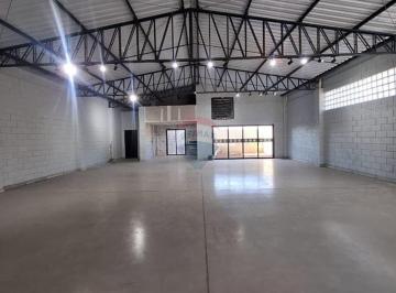 Comercial · 218m² · Galpão Em Jardim Riviera, Botucatu/sp de 218 m² Para Locação R$2.880,00/mes