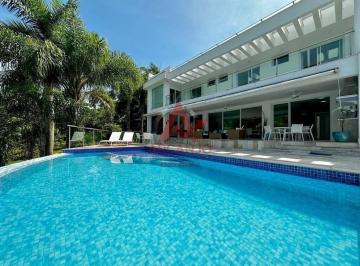 Casa · 486m² · 5 Quartos · 4 Vagas · Casa Em Enseada, Ubatuba/sp de 486 m² 5 Quartos À Venda por R$7.000.000