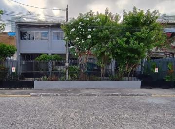 Casa · 377m² · 5 Quartos · 4 Vagas · Casa À Venda No Bairro Da Encruzilhada. Recife - Pe