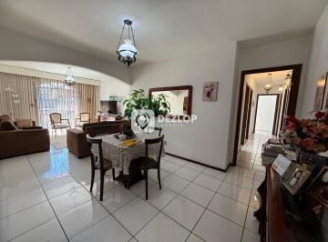 Casa · 395m² · 5 Quartos · 4 Vagas · Casa À Venda Em Barreiros, São José | 5 Quartos Sendo 1 Suíte