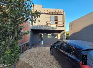 Casa · 155m² · 3 Quartos · 2 Vagas · Casa Em Ibiraquera Com Vista Pra Lagoa, Imbituba/sc