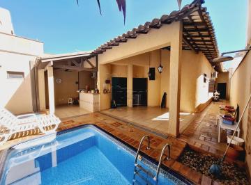 Casa · 300m² · 3 Quartos · 1 Vaga · Casa de 207 m² Com 03 Quartos Sendo 01 Suíte E Piscina À Venda - Jardim Irajá