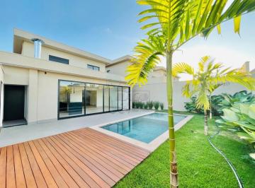 Casa · 290m² · 3 Quartos · 4 Vagas · Casa Sobrado de 257 m² Com 03 Suítes Para Locação E Venda - Vila Do Golf