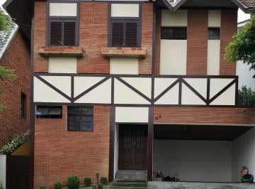 Casa de 4 quartos, Santana de Parnaíba · Lindo Sobrado No Condomínio Alphaville 9!