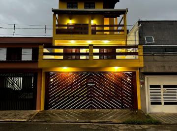 Casa de 6 quartos, São Bernardo do Campo · Lindo Sobrado Em Jordanopolis