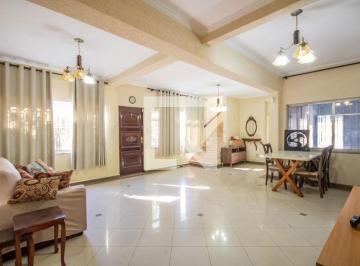 Casa · 200m² · 3 Quartos · 4 Vagas · Imoveis - No Jardim Das Flores