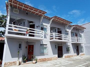 Casa · 90m² · 3 Quartos · 1 Vaga · Casa Duplex Com 3 Quartos Na Melhor Localização Do Braga! Condomínio Com Piscina.