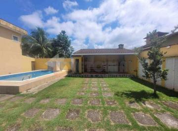 Casa · 81m² · 2 Quartos · 2 Vagas · Sobrado À Venda Em Caraguatatuba, Martim de Sá, Com 2 Quartos, 81 m²