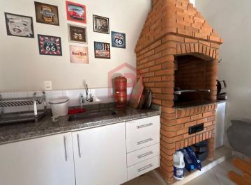 Casa · 140m² · 2 Quartos · 1 Vaga · Casa Padrão Em Botucatu