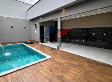 Foto 01 · Casa Com 3 Quartos, Sendo 01 Deles Uma Suíte Master, E 01 Deles Uma Suíte Americana, Localizada No B