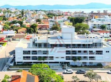 6fb8f66db2d5dde455593f1d490625dc.jpg · Cobertura Com 2 Quartos, Sendo 1 Suíte À Venda, 82 m² por R$980.000 - Canasvieiras - Florianópolis/