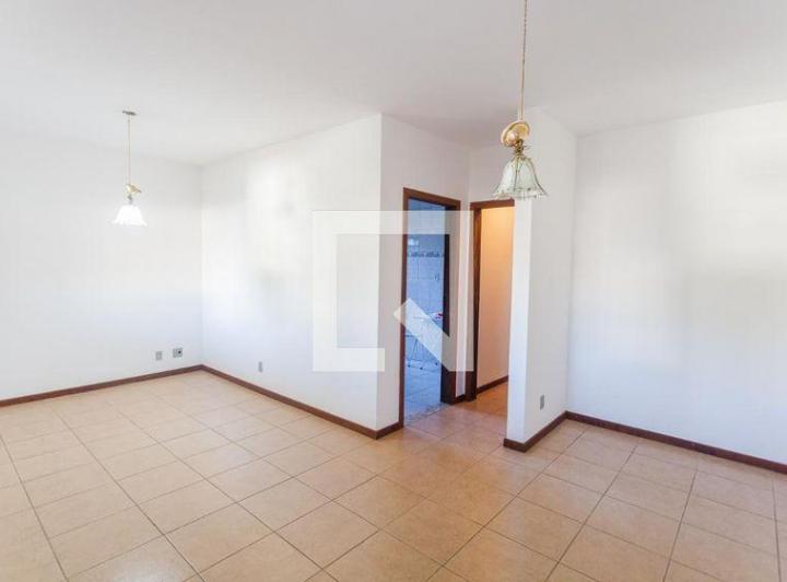 Casa À Venda - Nova Floresta, 2 Quartos, 330 m² - Belo Horizonte