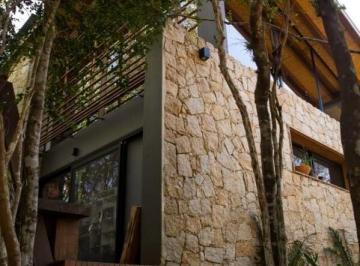 Casa · 160m² · 4 Quartos · 2 Vagas · Casa Alto Padrão Em Condomínio À Venda
