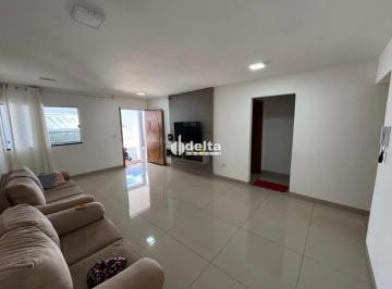 Casa · 300m² · 3 Quartos · 2 Vagas · Casa Residencial 3 Quartos Disponível Para Venda No Bairro Segismundo Pereira Em Uberlândia - Mg.