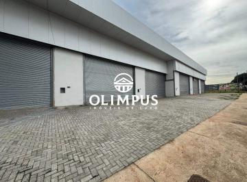 Comercial · 202m² · Excelente Galpão de 202 m² Localizado Em Área Nobre de Uberlândia.