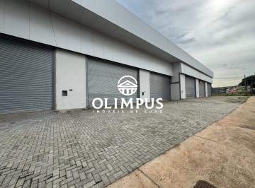 Comercial · 202m² · Excelente Galpão de 202 m² Localizado Em Área Nobre de Uberlândia.