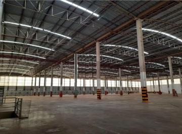 Comercial · 15352m² · 20 Vagas · Imoveis - Na Vila Tatetuba