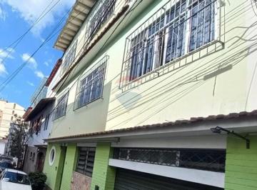Casa · 162m² · 4 Quartos · 1 Vaga · Casa À Venda No Centro de Nova Friburgo Com 162,15 m² por R$450.000,00.