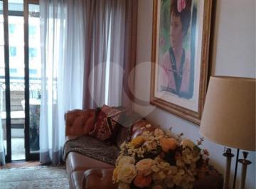 Área de Serviço · Apartamento À Venda - Em Campo Belo