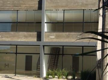 Comercial · 85m² · 1 Quarto · 1 Vaga · Comercial À Venda - No Centro