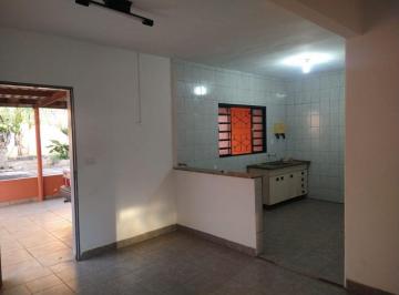 Casa · 183m² · 3 Quartos · 2 Vagas · Casa Em Iporã, Araçatuba/sp de 183 m² 3 Quartos À Venda por R$280.000