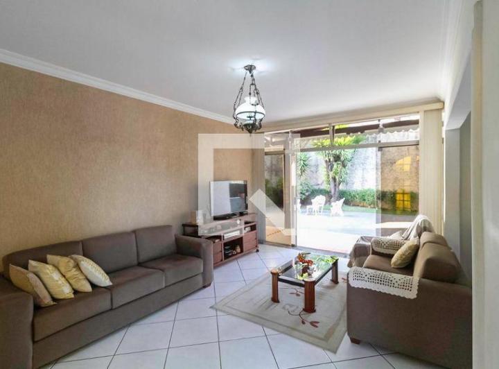 Casa À Venda - Caiçaras, 3 Quartos, 222 m² - Belo Horizonte