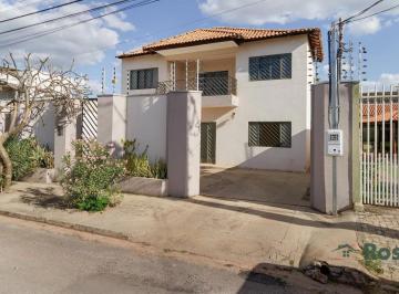 Casa · 266m² · 5 Quartos · 5 Vagas · Baixou o Valor! Sobrado, 5 Quartos, Suíte, Sacada, Área Gourmet E Pomar, Santa Cruz II