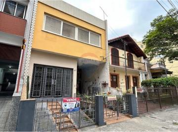 Comercial · 205m² · 7 Quartos · 2 Vagas · Duas Casas/sobrado Para Uso Residencial/comercial Com Terreno Nos Fundos por R$1.580.000