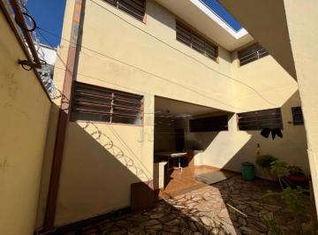 Casa · 250m² · 3 Quartos · 2 Vagas · Casa Térrea de 227 m² Com 3 Quartos À Venda - Sumarezinho