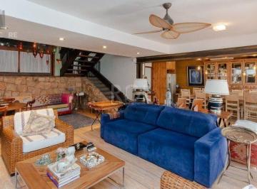 Casa · 602m² · 6 Quartos · 5 Vagas · Casa de 602 m², Bairro Bela Vista