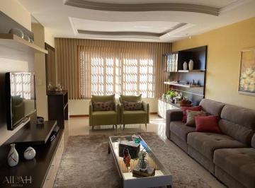 Casa · 185m² · 3 Quartos · 3 Vagas · Excelente Casa Geminada E Semimobiliada Próxima Ao Hospital Do Círculo Nsra Medianeira, Com 185 m²