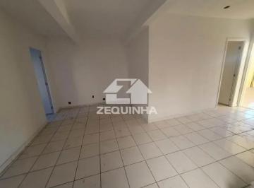Casa · 200m² · 3 Quartos · 6 Vagas · Casa Em Jardim d'Abril, Osasco/sp de 200 m² 3 Quartos À Venda por R$890.000