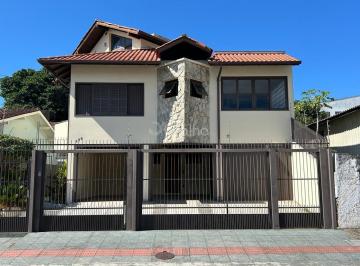 39248_iO4AO9u65u33Bxg49c_39248687a5a72be190.jpg · Casa Com 4 Quartos No Bairro Capoeiras