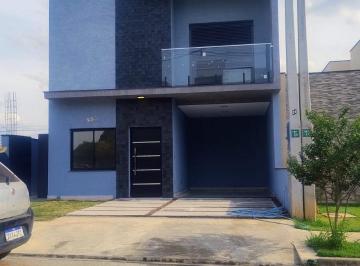 Foto 01 · Casa de Luxo Em Condomínio No Horto Florestal, Sorocaba - Sp: 3 Quartos, 3 Suítes, 132 m² de Área.