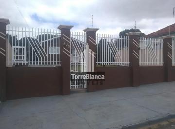 Casa · 60m² · 2 Quartos · 7 Vagas · Casa Em Uvaranas, Ponta Grossa/pr de 60 m² 2 Quartos À Venda por R$450.000