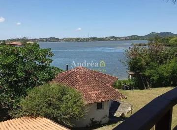 Casa · 10m² · 2 Quartos · 3 Vagas · Casa Em São Cristóvão, Cabo Frio/rj de 10 m² 2 Quartos À Venda por R$420.000