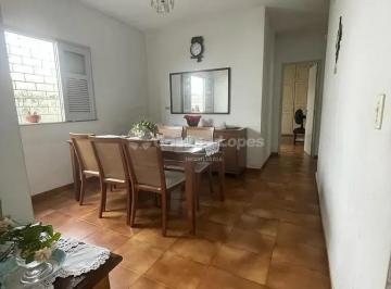 Casa · 10m² · 2 Quartos · 2 Vagas · Casa Em Centro, Teresina/pi de 10 m² 2 Quartos À Venda por R$600.000